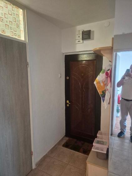 Apartament cu 2 camere decomandat în Tineretului
