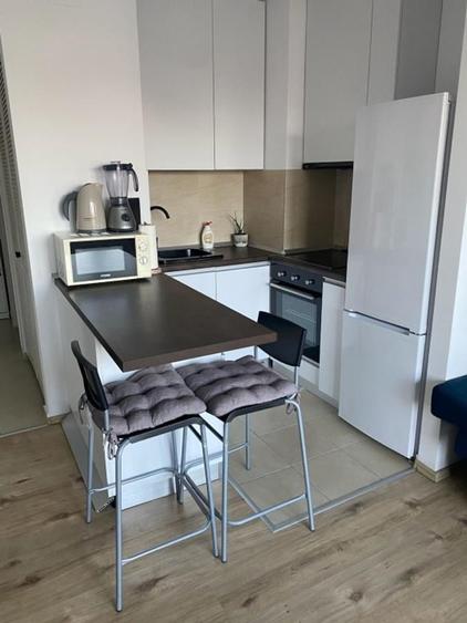 Apartament cu 2 camere semidecomandat în Mihai Bravu