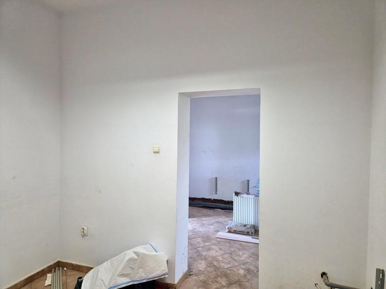 Spațiu comercial, de 79 mp, în Călimănești