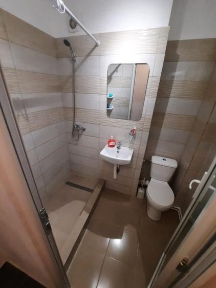 Apartament cu 2 camere semidecomandat, mobilat în Tătărași