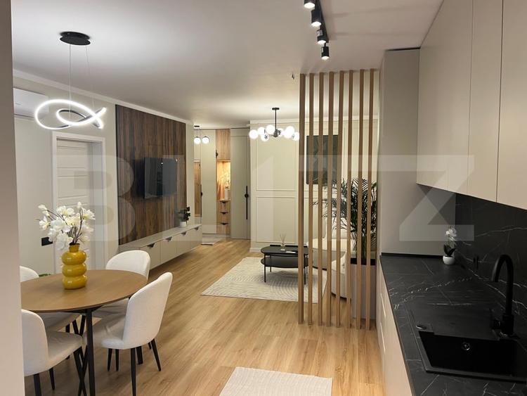 Apartament cu 2 camere semidecomandat, mobilat în Florești