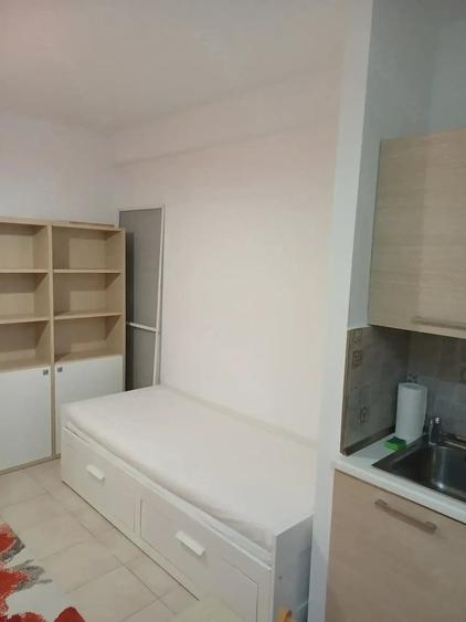 Garsonieră nedecomandată, mobilată în Olimpia-Stadion