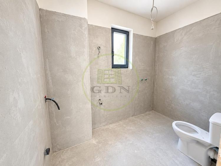 Duplex cu 4 camere cu Teren 198.5 Mp în Străulești