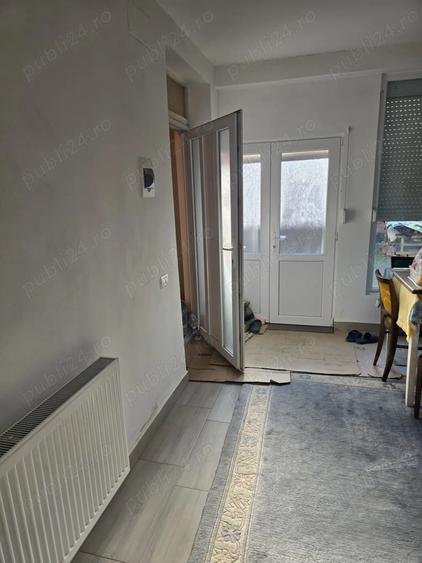 Casa 3 camere in sat Dragoesti comuna Racovita amenajata mobilata utilata pozitie excelenta - 13