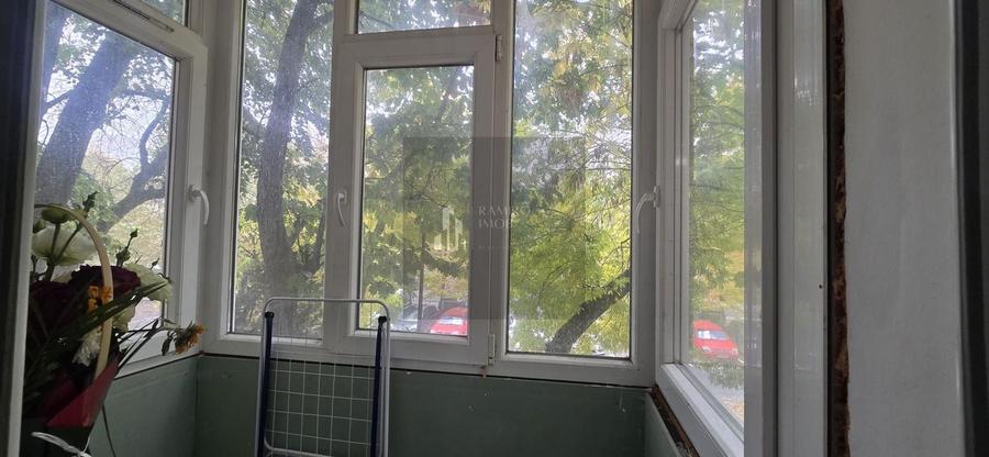 Apartament cu 2 camere semidecomandat în Brâncoveanu