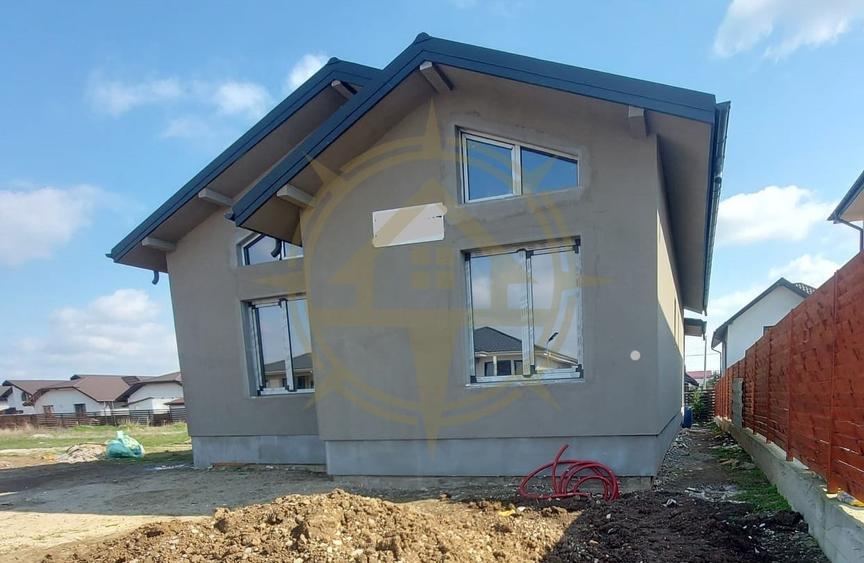 Casă cu 3 camere cu Teren 390 Mp în Samurcași
