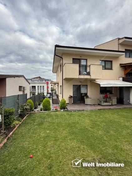 Duplex cu 5 camere cu Canalizare în Florești