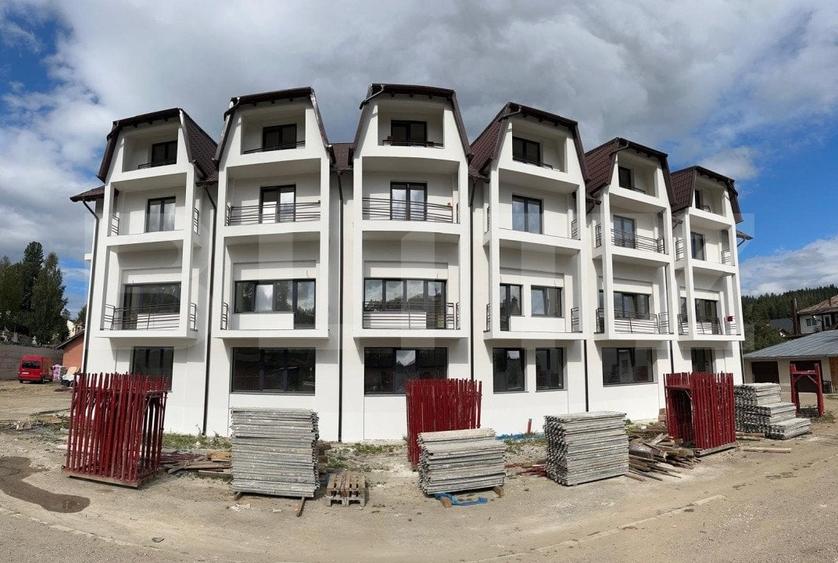 Apartament cu 2 camere semidecomandat în Exterior Vest