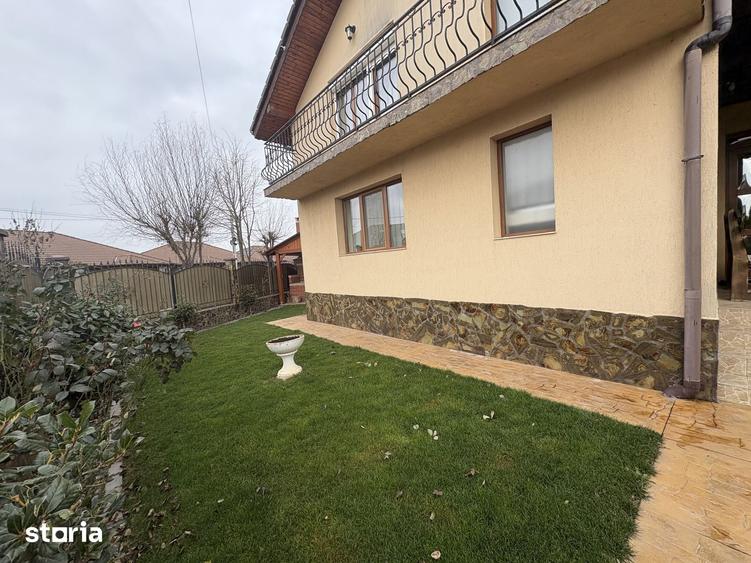 Casă cu 3 camere cu Teren 343 Mp în Sântandrei