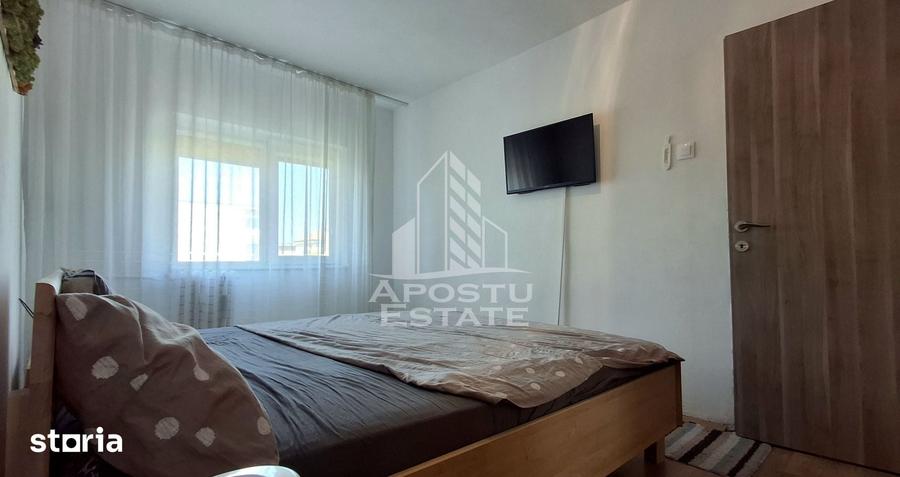 Apartament cu 2 camere semidecomandat în Micălaca