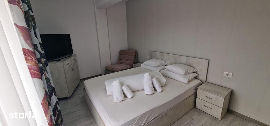 Apartament cu 3 camere în Cetate