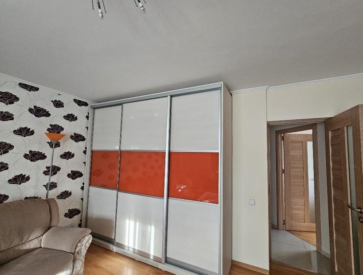 Apartament cu 2 camere decomandat, mobilat în Energia