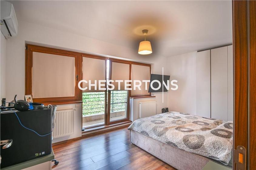 Penthouse cu 4 camere decomandat în Grozăvești