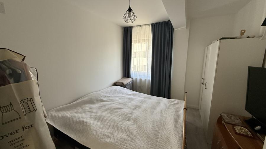 Apartament cu 3 camere semidecomandat, mobilat în Florești — fotografia 3