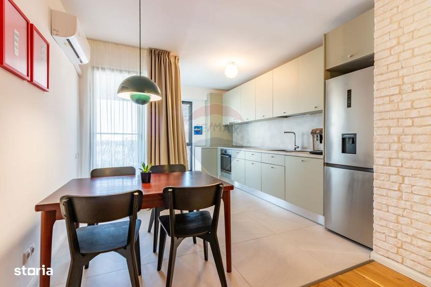Apartament cu 2 camere, mobilat în Tei