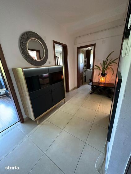 Apartament cu 2 camere decomandat în Central