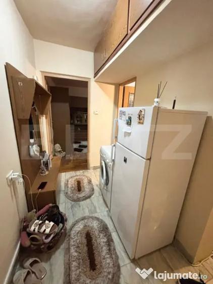 Apartament cu 2 camere semidecomandat în Micro 6