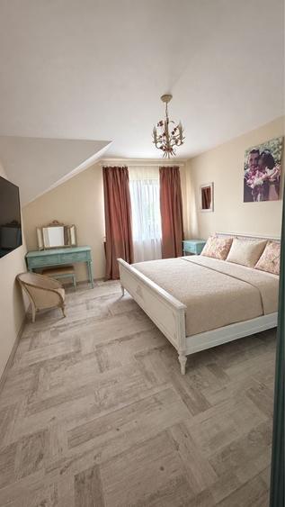 Casă cu 4 camere în Gheorghe Doja