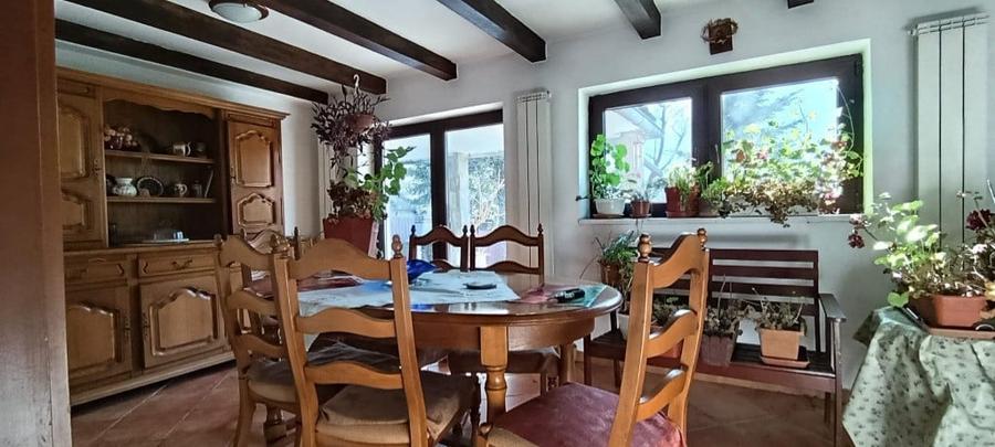Casă cu 5 camere cu Teren 700 Mp în Zamora