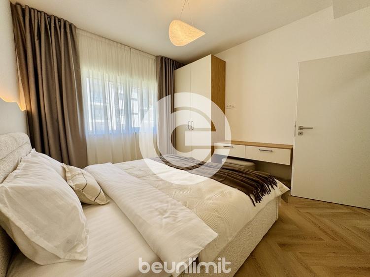 Penthouse cu 4 camere decomandat, mobilat în Cristian