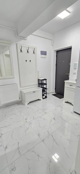 Garsonieră decomandată în Valea Adâncă