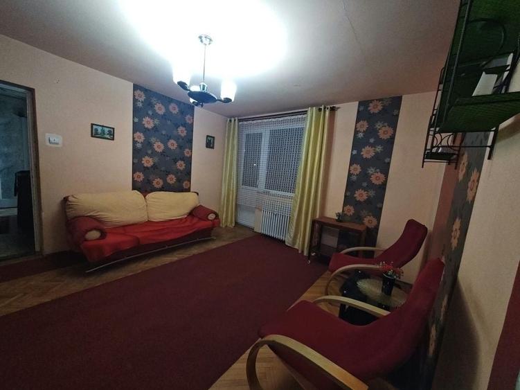 Apartament cu 2 camere semidecomandat în Exterior Vest