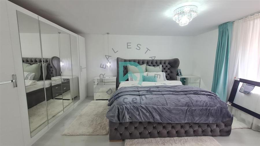 Casă individuală cu 4 camere cu Teren 220 Mp în Răcădău