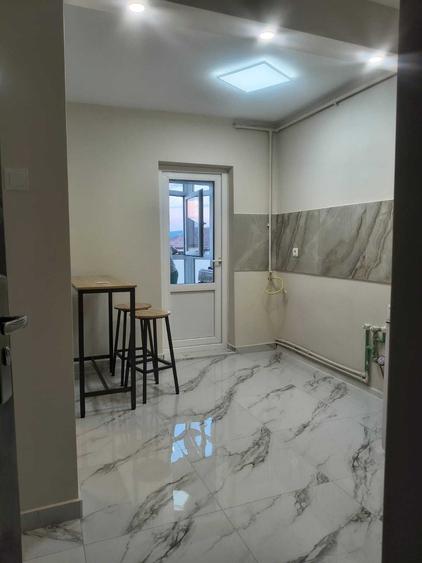 Garsonieră decomandată în Exterior Vest