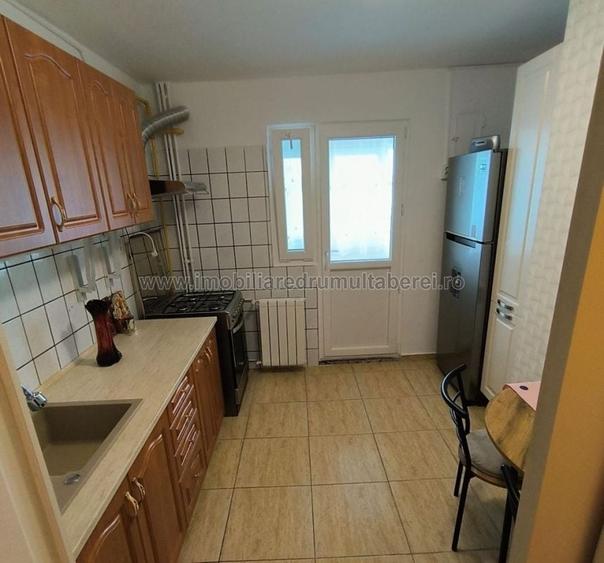 Apartament cu 2 camere decomandat în Drumul Taberei
