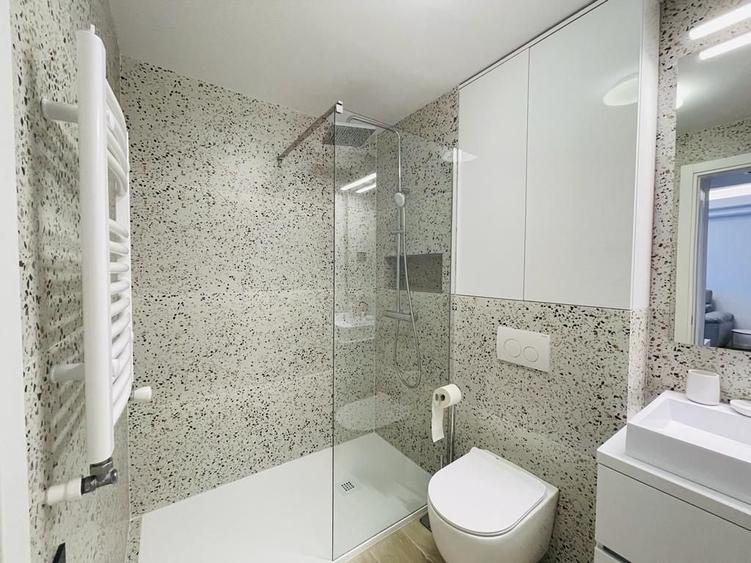 Apartament cu 2 camere decomandat, mobilat în Herăstrău