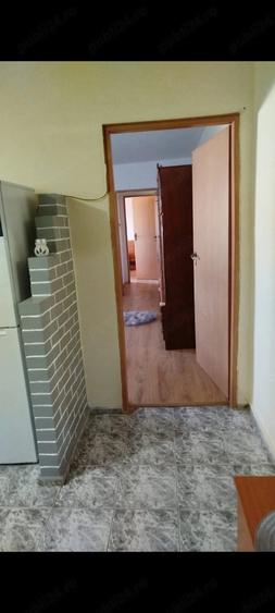 Apartament cu 2 camere semidecomandat în Girocului