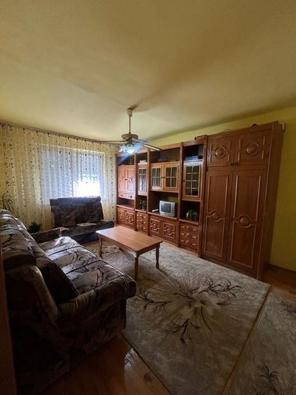 Apartament cu 3 camere în Mureșeni