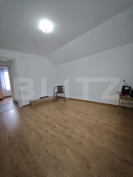 Casă individuală cu 5 camere cu Garaj în Zărnești
