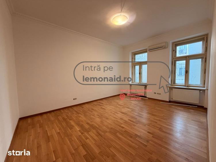 Apartament cu 3 camere decomandat în P-ța Unirii