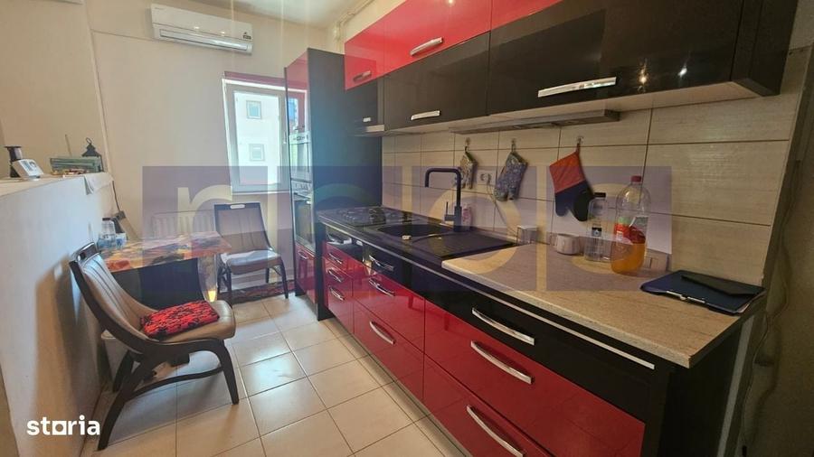 Apartament cu 2 camere decomandat în Roșu