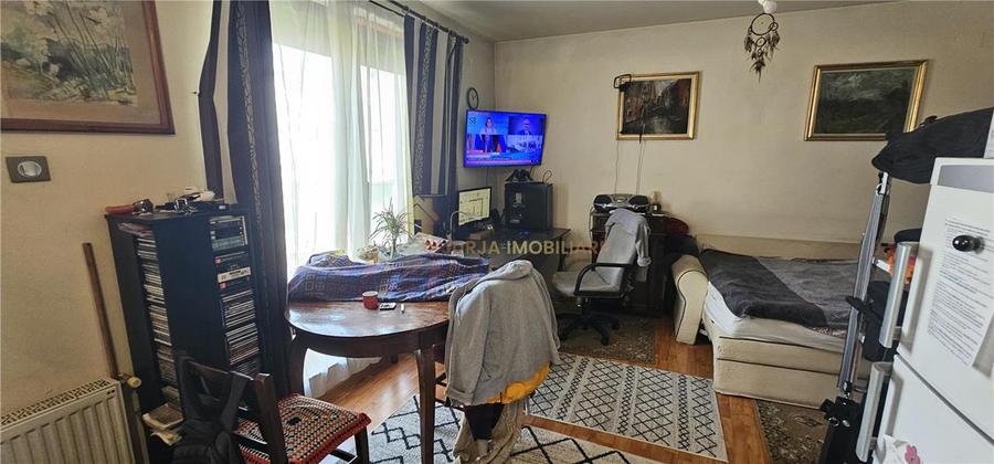 Casă individuală cu 5 camere cu Canalizare în Zorilor