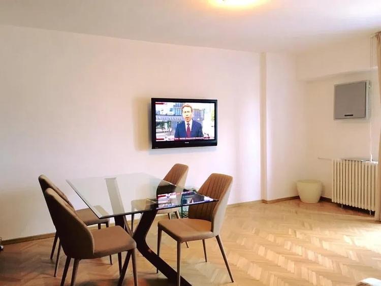 Vanzare apartament 2 camere Piata Victoriei - 1