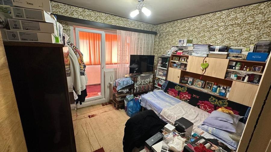 Apartament cu 3 camere decomandat, mobilat în Lacul Tei