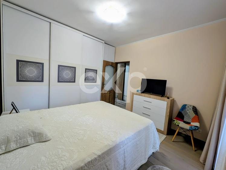 Apartament cu 2 camere semidecomandat, mobilat în Pajura