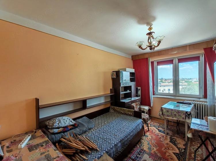 Apartament cu 2 camere semidecomandat în Odobescu