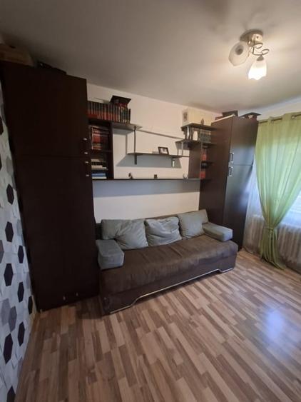 Apartament cu 3 camere decomandat, mobilat în 1 Mai
