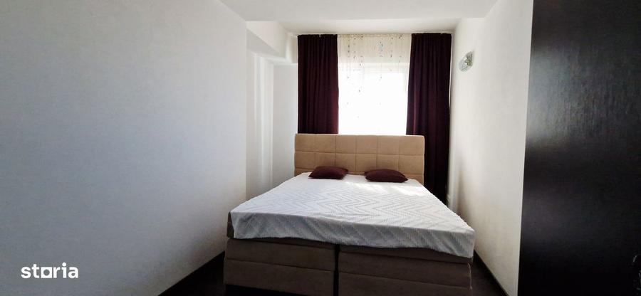 Apartament cu 3 camere decomandat în Rahova