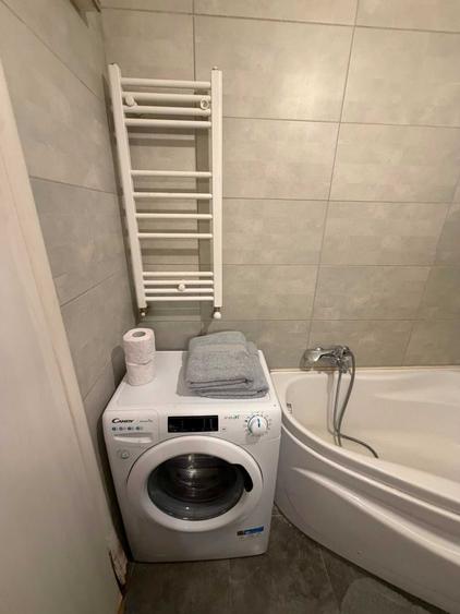 Apartament cu 2 camere decomandat, mobilat în Roșu