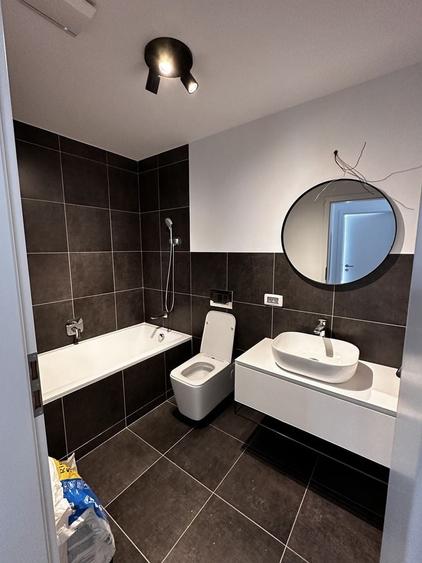Apartament cu 2 camere semidecomandat, mobilat în Pipera
