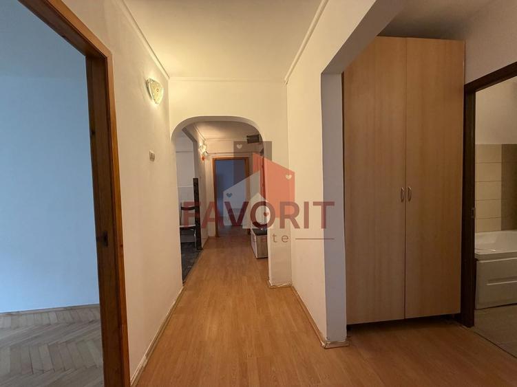 Apartament cu 4 camere decomandat, mobilat în Freidorf