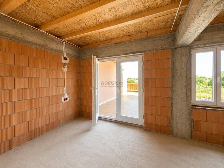 Casă individuală cu 5 camere cu Canalizare în Snagov