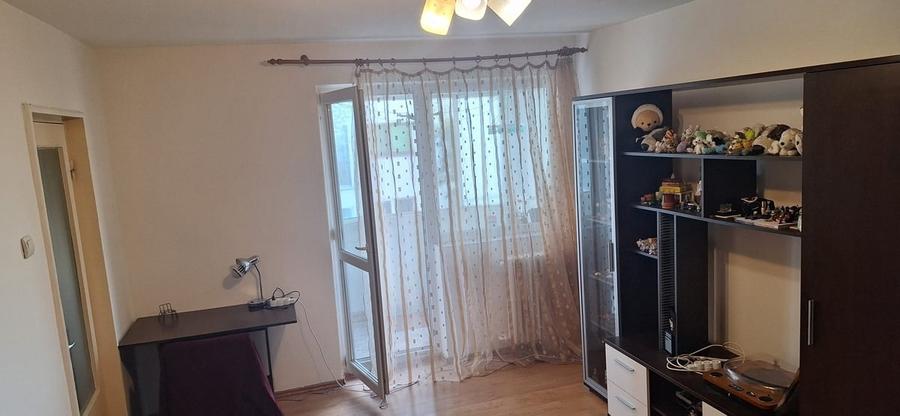 Apartament cu 2 camere semidecomandat în Drumul Taberei