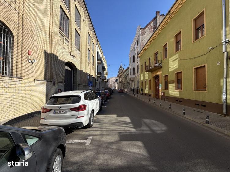 Apartament de vanzare spatios 144 util in Centru zi de zi - 9