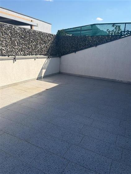 Apartament cu 3 camere decomandat în Theodor Pallady
