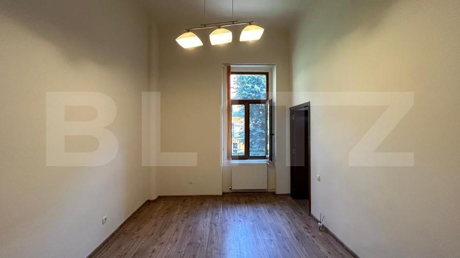 Apartament 2 camere în incinta Palatului Ștern, Centrul Istoric al Oradiei - 6